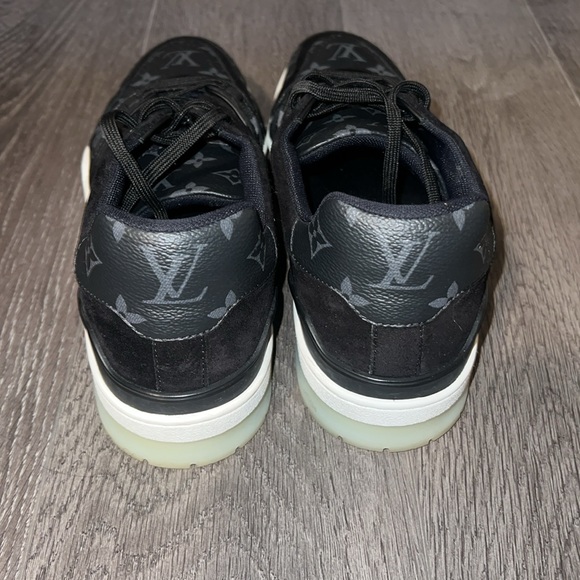LV Trainer Sneaker - Picture 5 of 10